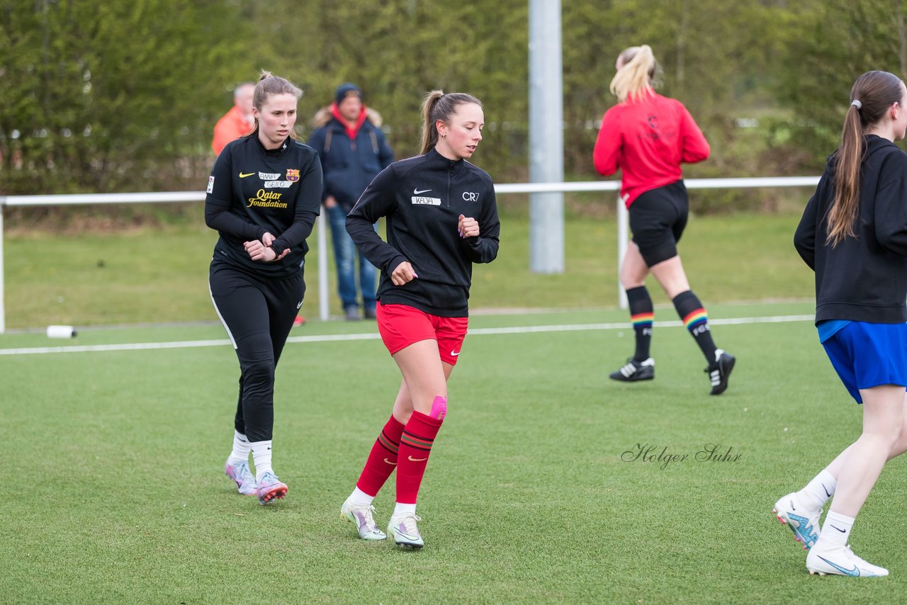 Bild 98 - Co-Trainerin der Frauen Nationalmannschaft Britta Carlson in Wahlstedt